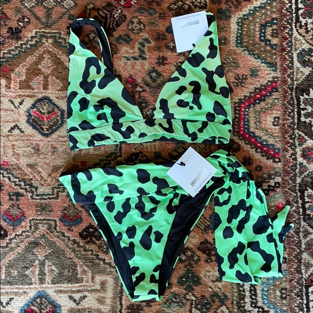 Beach Riot NWT 2 piece Large green leopard bikini